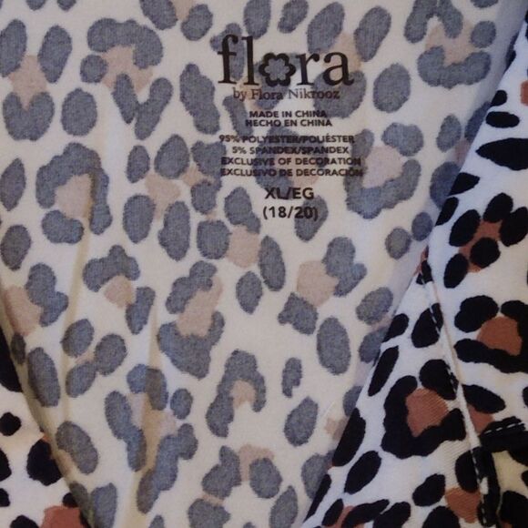 NWT Flora 2 Piece Animal Print Pajama Set - Picture 11 of 14
